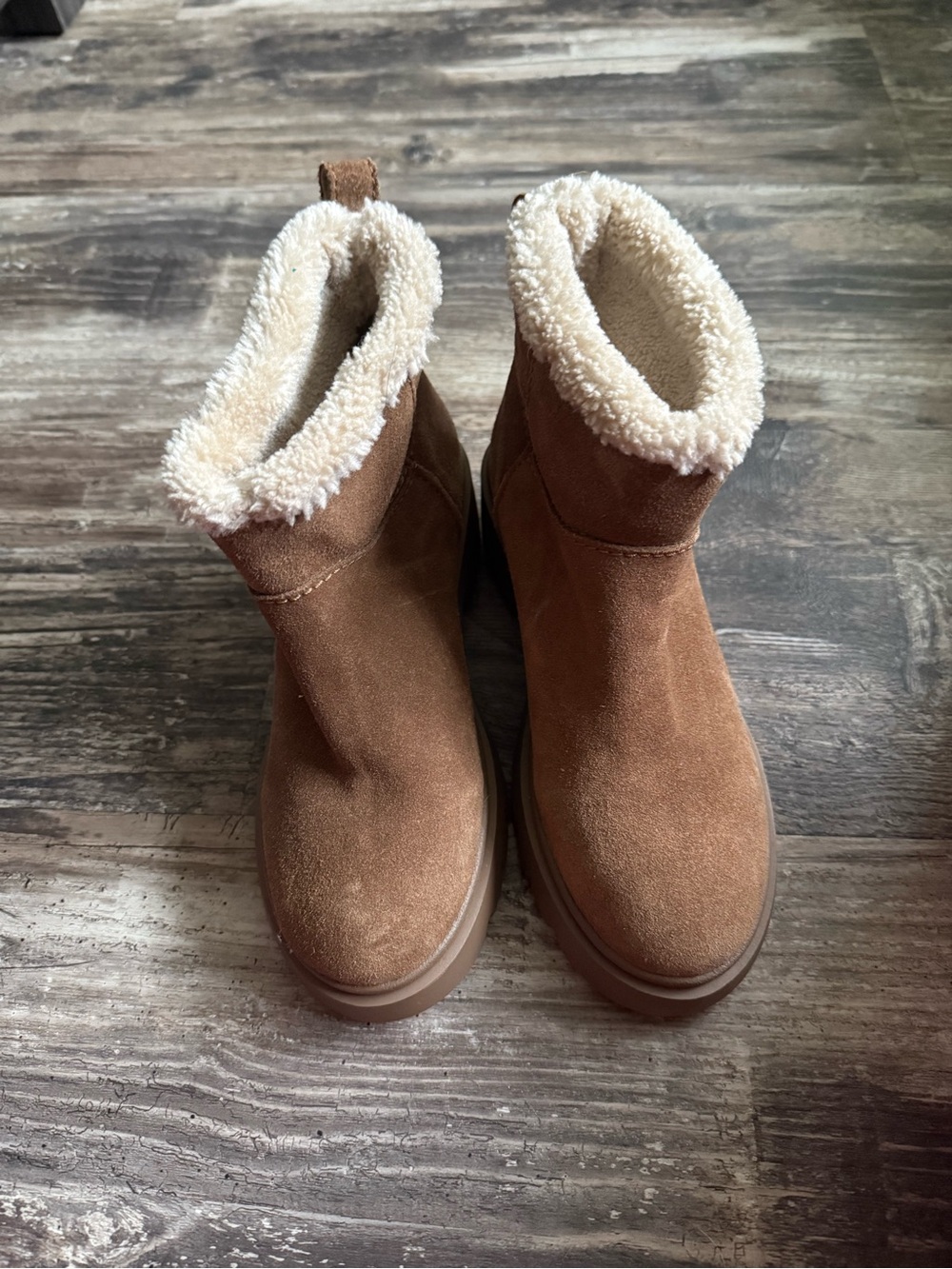 Steve Madden Brown Suede Sherpa-Lined Ankle Boots